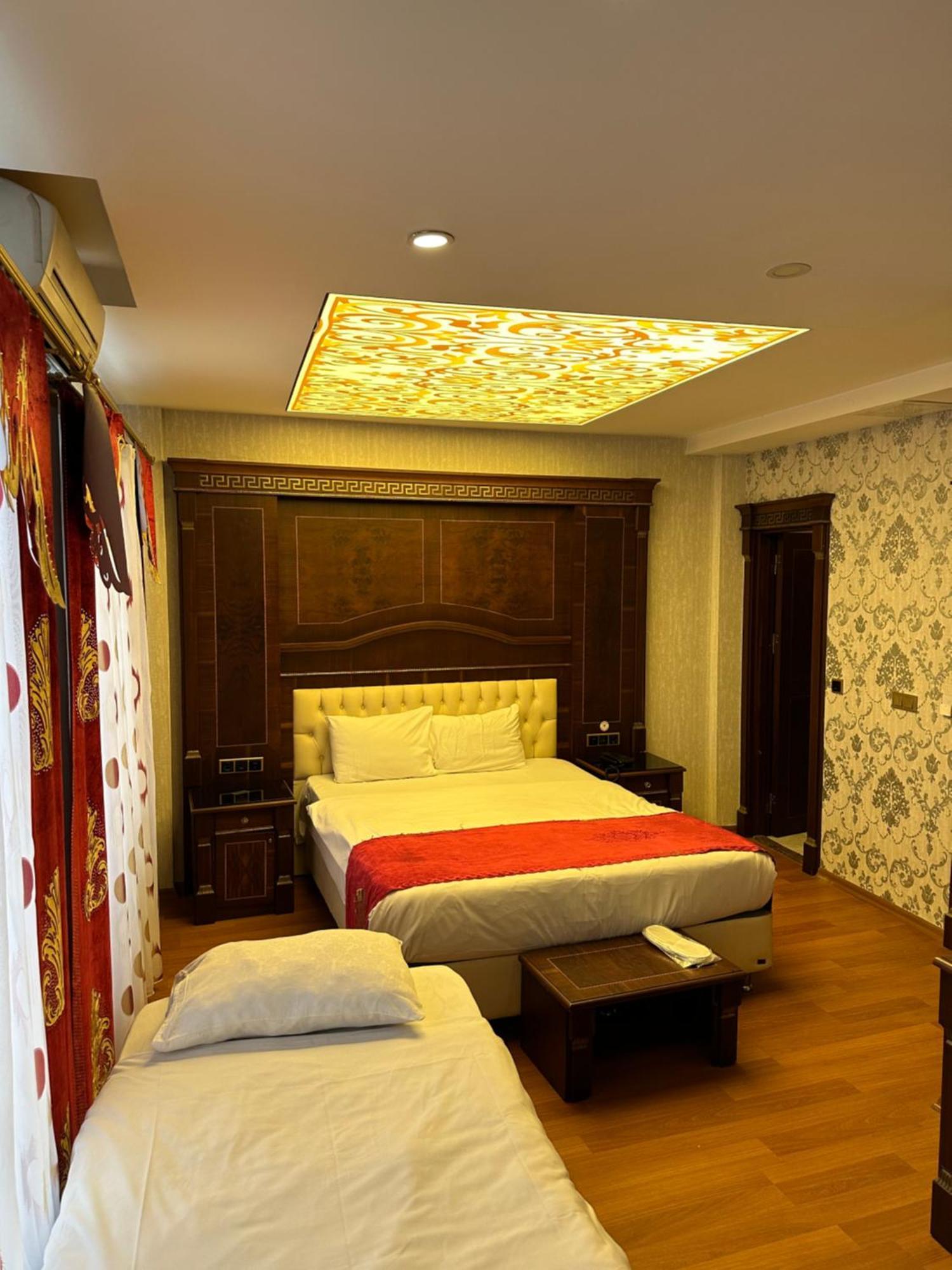 Napolyon Hotel Istanbul Exterior photo