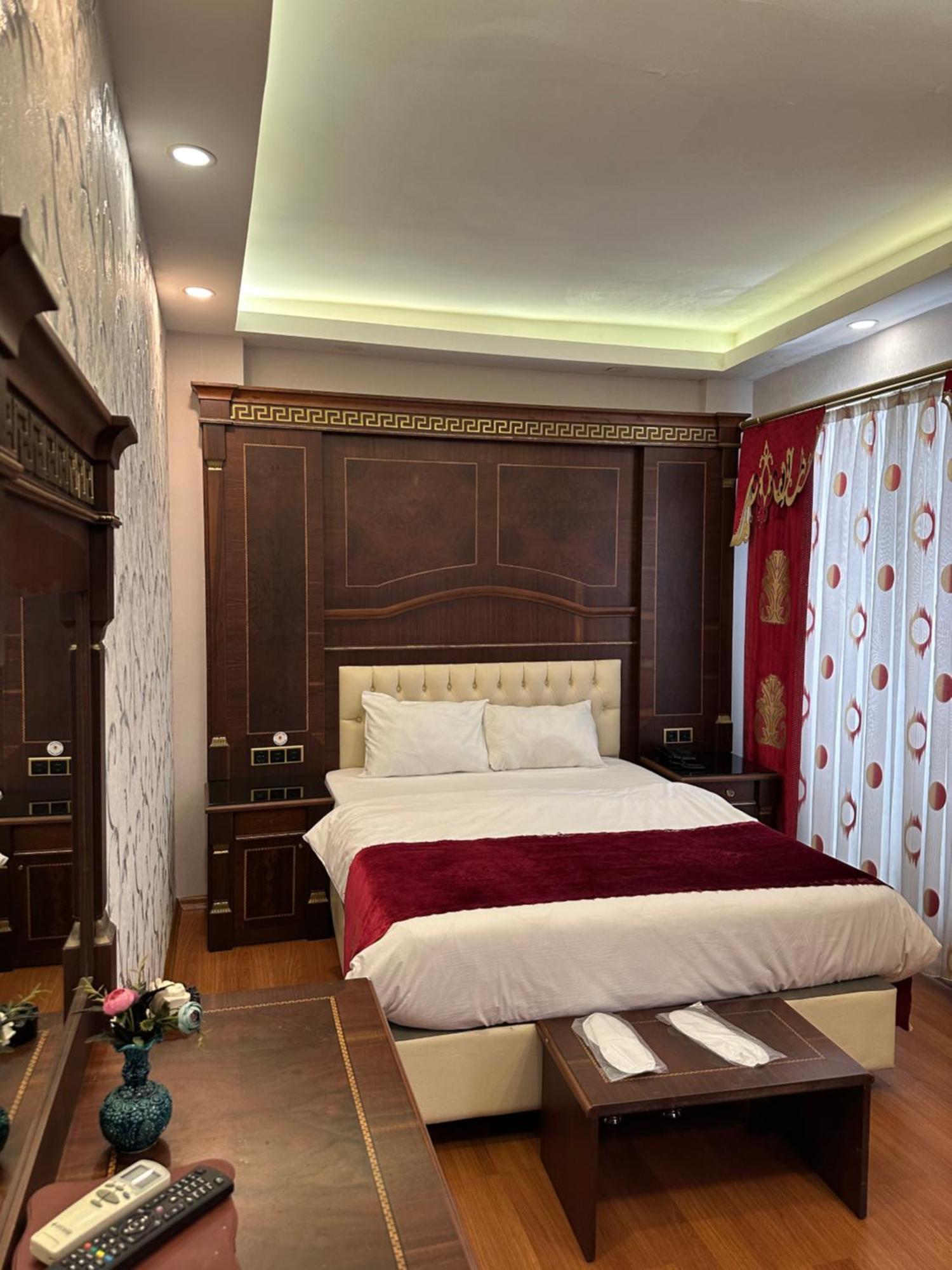 Napolyon Hotel Istanbul Exterior photo